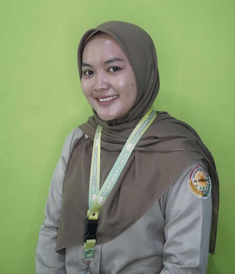 Intan Noorfitriani S.Pd (Matematika Umum)